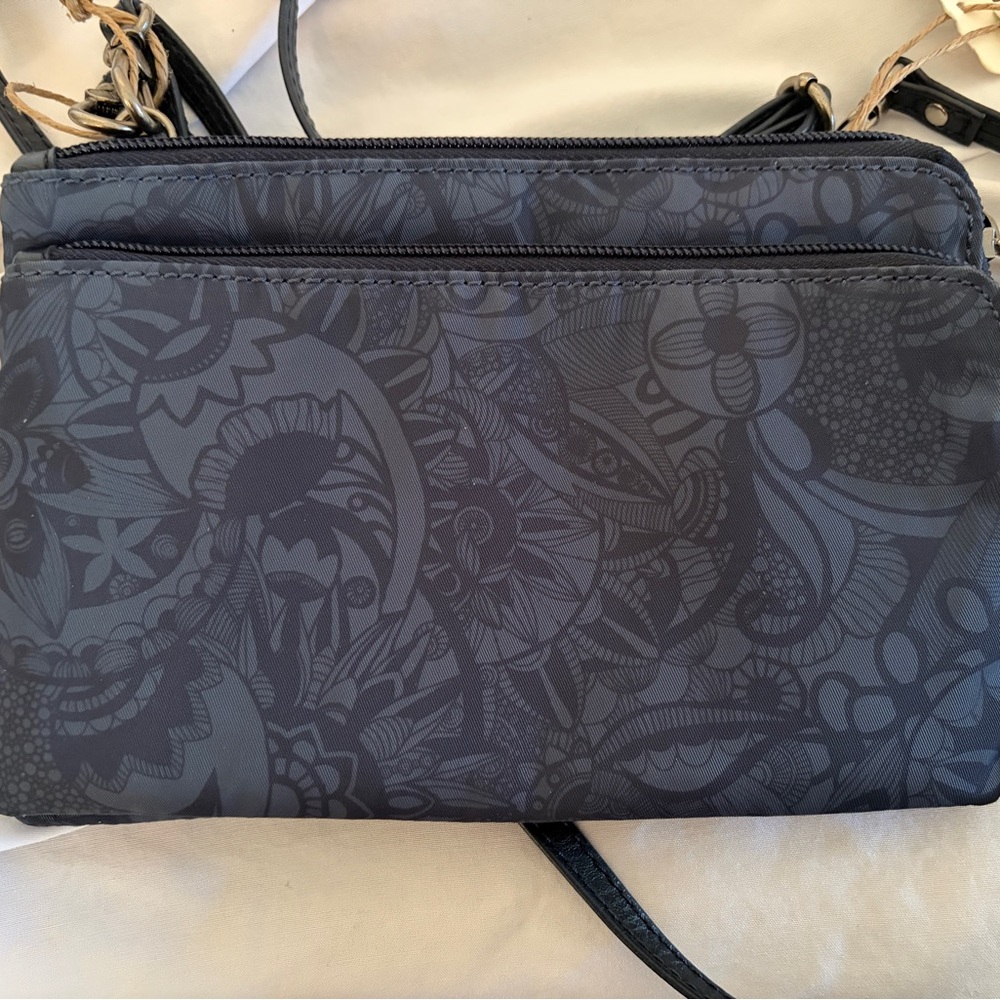 Sakroots Cambria Smartphone Crossbody ~ NWT ~ Indio Spirit Desert